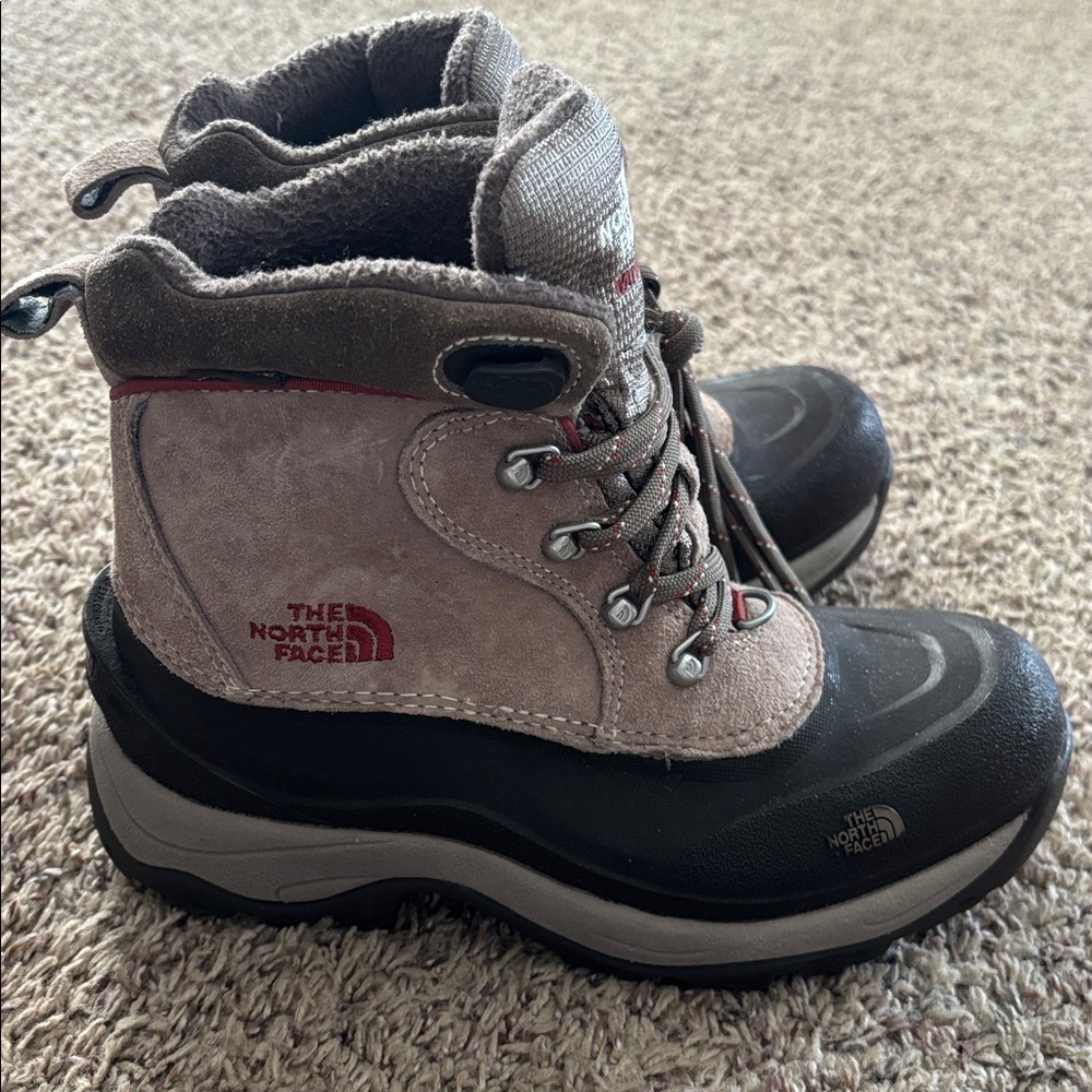 The North Face Primaloft Insulated Waterproof Boots size 7 - Picture 3 of 6